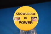 KNOWLEDGE IS POWER Lot of 100 BUTTONS pinback pin badge 2 1/4" inspirational MLK