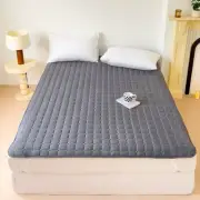 Waterproof Quilted Mattress Protector Cover Thickened Breathable Mattress Topper