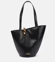 [Jacquemus] Jacquemus Bambola Medium leather bucket bag One Size black