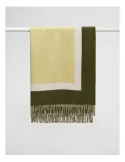 [Country Road] Cameron Throw in Leek Green