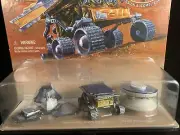 Hot Wheels SOLAR RACING Action Pack JPL SOJOURNER MARS ROVER+LANDER/PATHFINDER