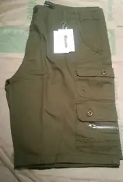 NWT Wantdo Cargo Cotton Shorts + Belt - Sz 38 - Military Green Brand New w/ Tags