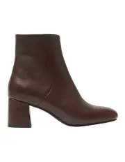 [Easy Steps] Dakota Boots in Chocolate Leather