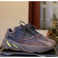 在飛比找蝦皮購物優惠-adidas Yeezy Boost 700 Mauve 棕