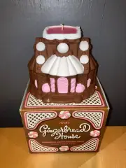 NEW NOS Avon Gingerbread House Frankincense & Myrrh Fragrance Candle
