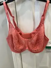 Chantelle 34D Woman’s Bra Coral Underwire Back Closure 16M1 NWT A11
