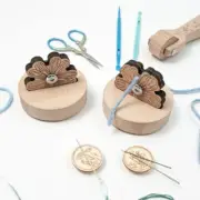 Sew Accessories Carving Petal Cutter Sewing Threaders Wooden Thread Cutte