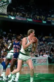 Larry Bird Boston Celtics rebounds v Truck Robinson New York Knick- Old Photo