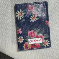 在飛比找蝦皮購物優惠-全新 英國購入 Cath Kidston 碎花卡套 證件夾