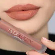 Authentic Huda Beauty Ultra-Comfort Liquid Matte Lipstick Trendsetter Full Size
