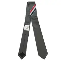 在飛比找momo購物網優惠-【THOM BROWNE】春夏新款 品牌經典條文窄版真絲領帶