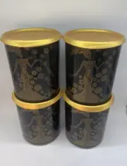 Tupperware One Touch Canister Set of 4 Catrinaś