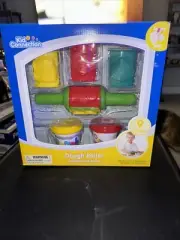 Dough Roller by Kid Connect w/ 2 cans of 5oz Dough