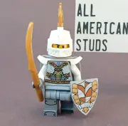 LEGO Castle Crusader Paladin Lion Knight Minifigure Dungeons BAM Series D&D
