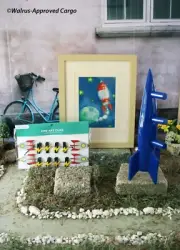CRATE & BARREL KIDS ROCKET SHIP TRIO - WALL HOOKS, ART CLIPS & FRAMED ARTWORK
