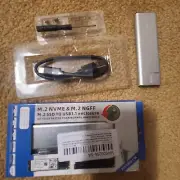 M.2 NVMe SSD to USB 3.1 Adapter Enclosure For NVME PCIE NGFF SATA M/B Key Drive