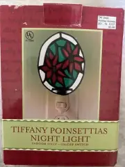 Vintage Poinsettia Night Light Tiffany Style Glass Christmas Plug In
