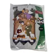 Bucilla Felt "Away in the Manger" Christmas Wall Kit W/ Lights Applique 89220E