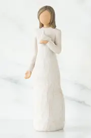 Willow Tree Figurine With Sympathy Bring You Peace by Susan Lordi 27687