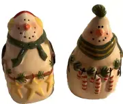 Oneida Christmas Holiday Ceramic Festive Snowmen Salt & Pepper Shaker Set