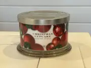 HomeWorx by Harry Slatkin 18oz Christmas Cupcake New !!