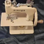 1955 Singer Sewhandy Model 20 Beige Hand Crank Child's Mini Sewing Machine