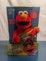 Sesame Street Rock & Rhyme Elmo Talks Sings in English & Spanish Playskool (Bi)