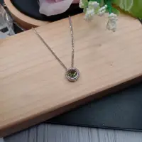 在飛比找蝦皮購物優惠-Moldavite Pendant 9mm 捷克隕石吊墜/路