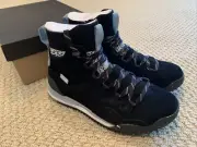 Womens The North Face Back To Berkeley III Sport WP Hiking Boots Size 7 New