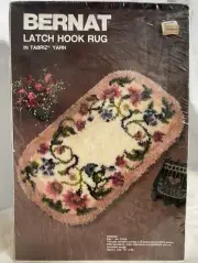 NEW Vintage 1987 Bernat Latch Hook Rug Kit 19x33 Tabriz Yarn Floral Amanda