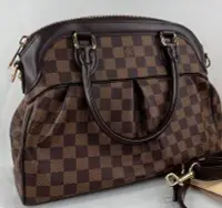 在飛比找Yahoo!奇摩拍賣優惠-便宜出清~近全新 LOUIS VUITTON N51997棋