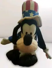 NEW Goofy Bean Bag Plush 4th/Fourth of July Walt Disney World Theme Park NWT
