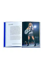 [Graphic Image] Icons of Style: Taylor Swift