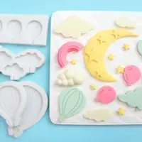 在飛比找ETMall東森購物網優惠-云朵月亮星星巧克力硅膠模具diy蛋糕裝飾熱氣球翻糖模具 糖牌