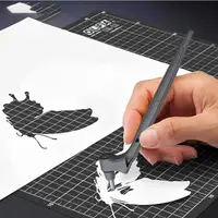 在飛比找momo購物網優惠-【絲滑切割】手持360°C旋轉裁紙雕刻刀(工程設計 切割工具
