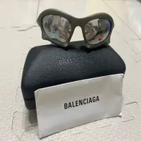 在飛比找PopChill優惠-[二手] Balenciaga 墨鏡