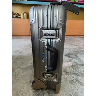 RIMOWA二手玫瑰金鋁製2輪登機行李箱