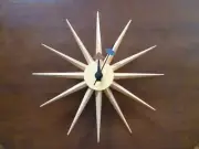 Mid-century Modern Sun Clock Natural Timber Retro Star Wall Clock Design