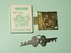 MAILBOX LOCK, LETTER BOX LOCK - 2 FLAT KEY - DELUXE NO. 1121 VINTAGE OLD STOCK