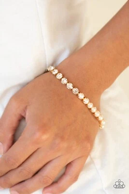 Out Like A Socialite Gold Bracelet Paparazzi New