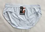 Bonds Ladies WWGCW ITH Imagine Pale Blue Side Seamfree Midi Brief Size 18 New