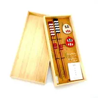 在飛比找樂天市場購物網優惠-現貨 現貨 日本選物高質感木盒裝二入環保筷子組 筷架 廚房用