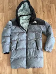 The North Face 550 Goose Down Puffer Jacket Longer Length Pearlescent Girls M
