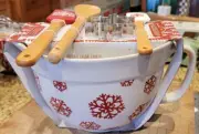 The Bakeshop Mixing Bowl Pitcher Whisk Spatulas "Let it snow" New 4 Piece Set