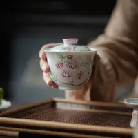 在飛比找蝦皮商城精選優惠-甜白手繪海棠花蓋碗釉上彩茶碗茶杯功夫茶具套裝手工薄胎茶碗