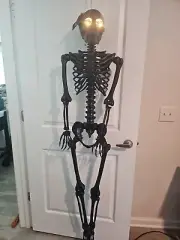 Light Up Posable Skeleton Halloween Decor Mannequin 5ft Indoor/Outdoor Display