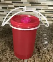 TUPPERWARE TUMBLER 32 OZ W/POURING SEAL & HANDLE ~ RARE Red ~ New