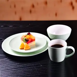 【YU Living 信歐傢居】北歐風素雅陶瓷餐具四件組 餐碗 餐盤 馬克杯 盤子(四件一組/4色)