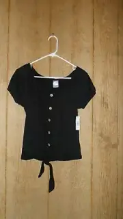 NWT Black Guazy Front Tie Cropped Top Jrs size Med 7/9 made by NOBO