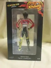 1/12 Minichamps Valentino Rossi Ducati 2011 unveiling figure